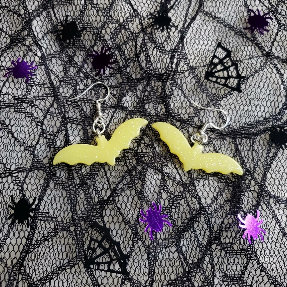 Shimmery Yellow Bat Earrings 💛 🦇